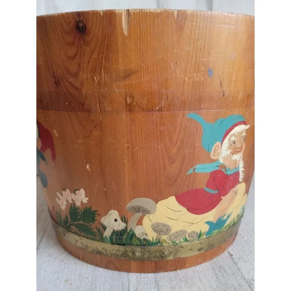 Vintage Woodenware richmond AS IS Gnome bucket flower bunny 1961 rustic‎